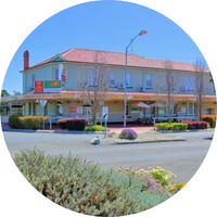 Grand Old Crow Hotel