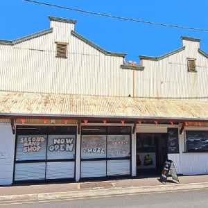 The Bargain Hut | Secondhand Store